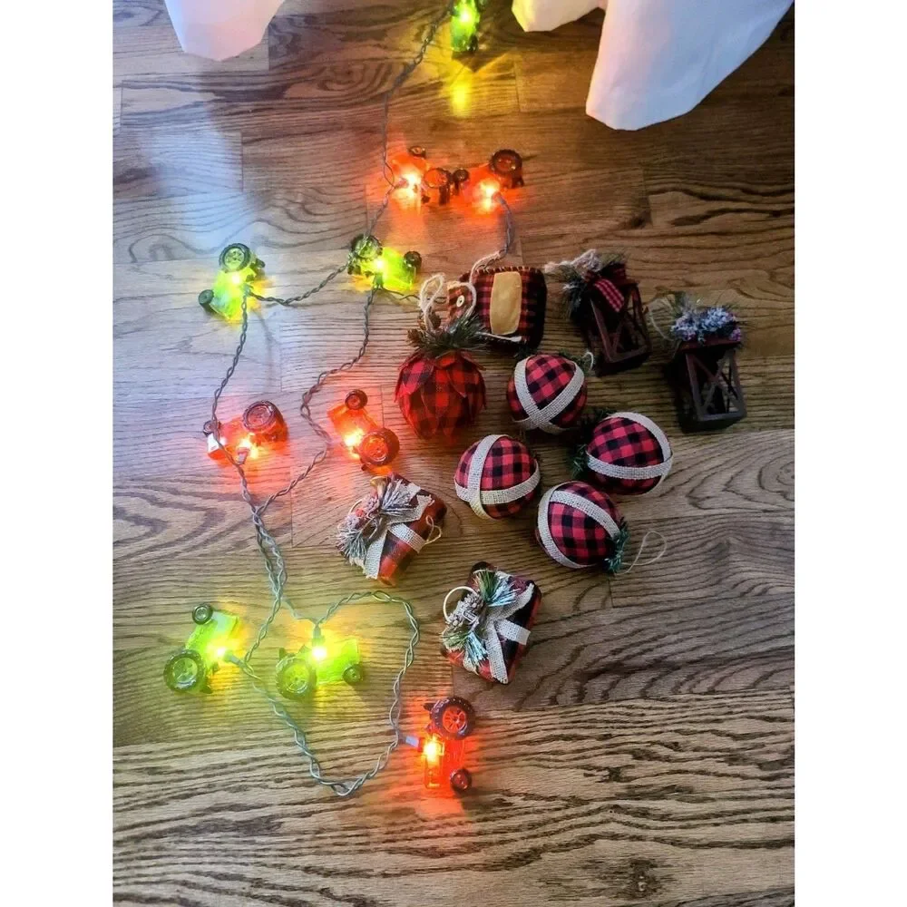 Christmas Lot – Lights‎ (John Deere / Farmall Style) + Buffalo Check Ornaments